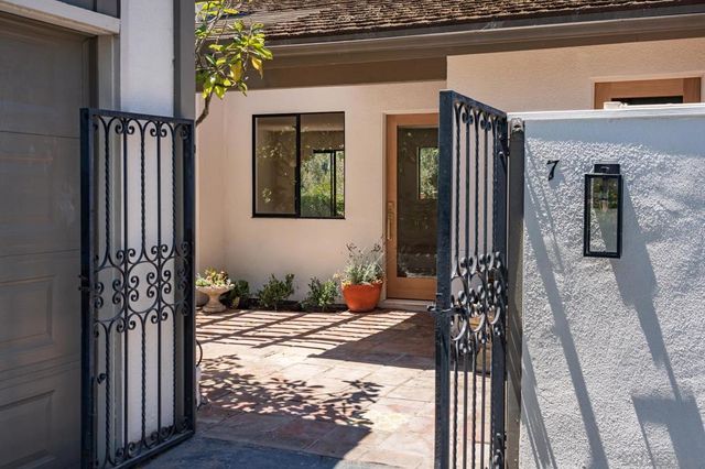 16902 Via De Santa Fe Unit 7, Rancho Santa Fe, CA 92067