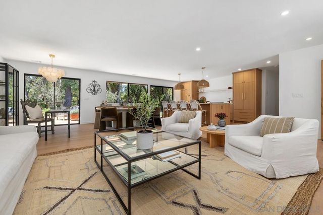 16902 Via De Santa Fe Unit 7, Rancho Santa Fe, CA 92067