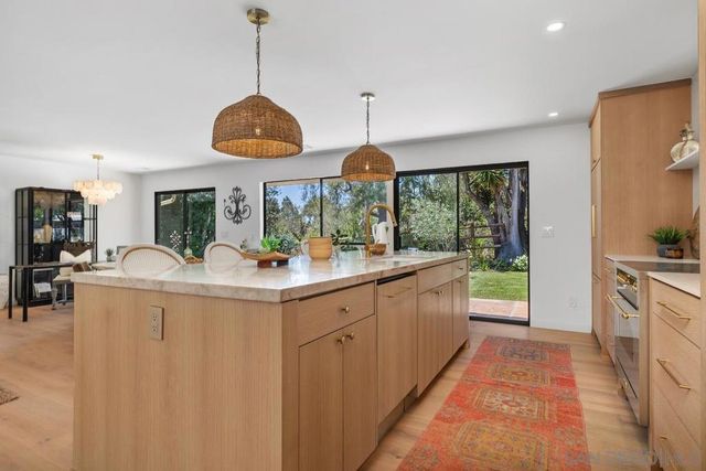 16902 Via De Santa Fe Unit 7, Rancho Santa Fe, CA 92067