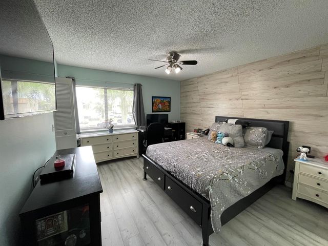 536 Shady Pine Way A2, West Palm Beach, FL 33415
