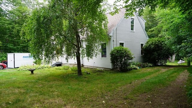 59 Whitins Road, Sutton, MA 01590
