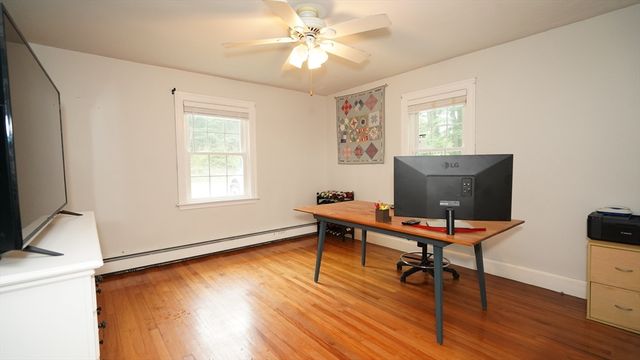 59 Whitins Road, Sutton, MA 01590