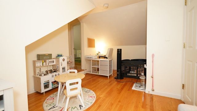 59 Whitins Road, Sutton, MA 01590