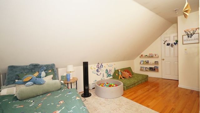 59 Whitins Road, Sutton, MA 01590