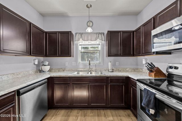 376 Frisco Way, Holly Ridge, NC 28445