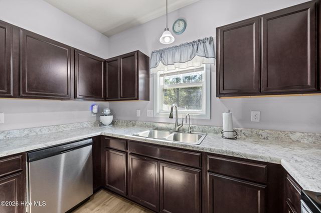 376 Frisco Way, Holly Ridge, NC 28445