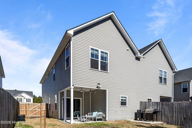 376 Frisco Way, Holly Ridge, NC 28445