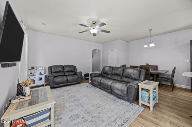 376 Frisco Way, Holly Ridge, NC 28445