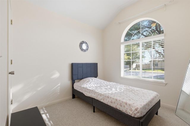 309 Dana DR, Hutto, TX 78634