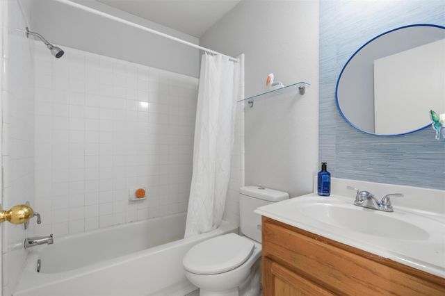 309 Dana DR, Hutto, TX 78634