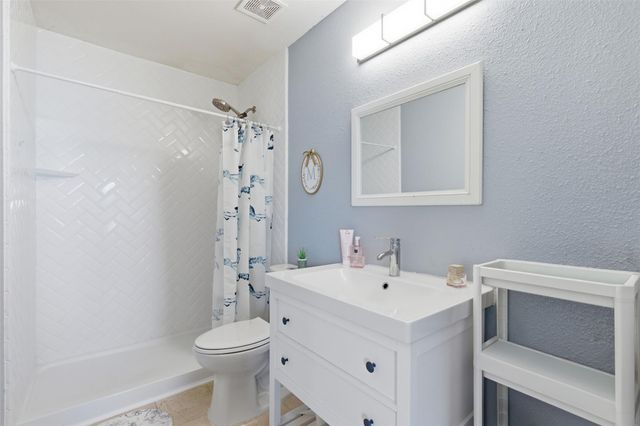 309 Dana DR, Hutto, TX 78634