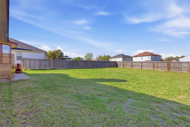 309 Dana DR, Hutto, TX 78634