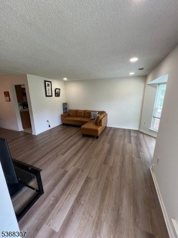 4108 Dilts Ln, Bridgewater Twp., NJ 08807