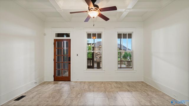 31 Lake Forest Blvd SW, Huntsville, AL 35824