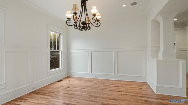 31 Lake Forest Blvd SW, Huntsville, AL 35824