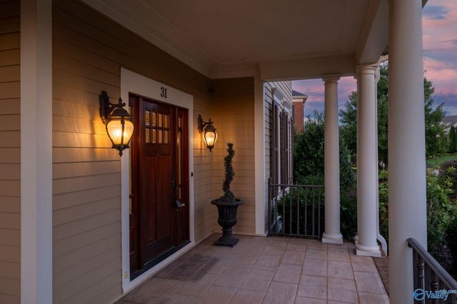 31 Lake Forest Blvd SW, Huntsville, AL 35824