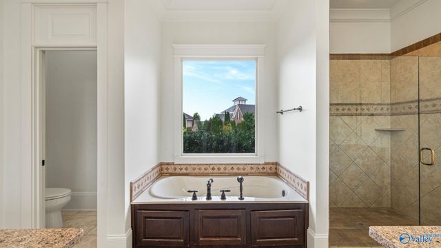 31 Lake Forest Blvd SW, Huntsville, AL 35824