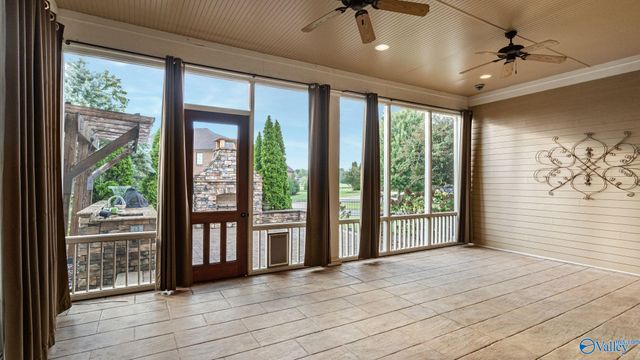 31 Lake Forest Blvd SW, Huntsville, AL 35824