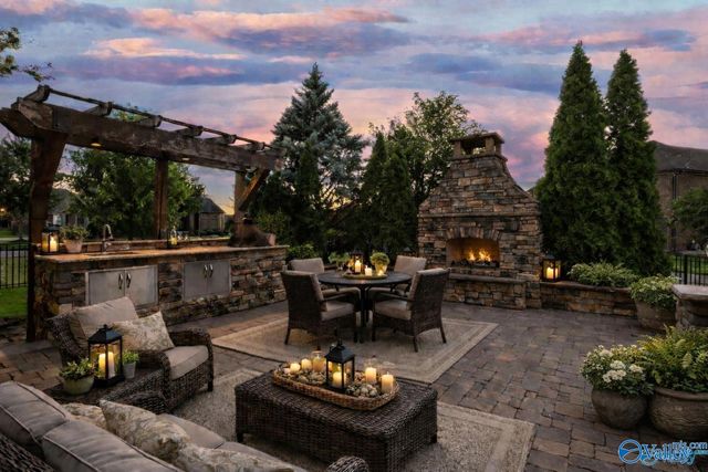 31 Lake Forest Blvd SW, Huntsville, AL 35824