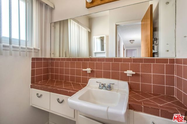 2508 W 112th Street, Inglewood, CA 90303