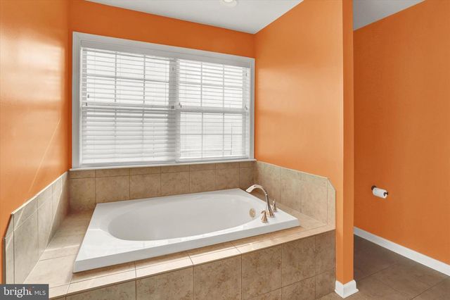 121 COBBLESTONE WAY, Dillsburg, PA 17019