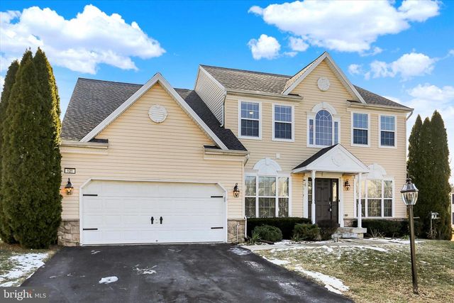 121 COBBLESTONE WAY, Dillsburg, PA 17019