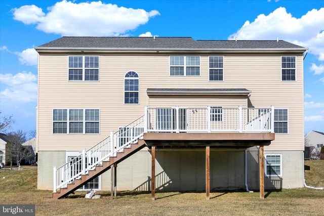 121 COBBLESTONE WAY, Dillsburg, PA 17019