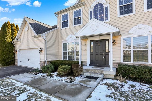 121 COBBLESTONE WAY, Dillsburg, PA 17019