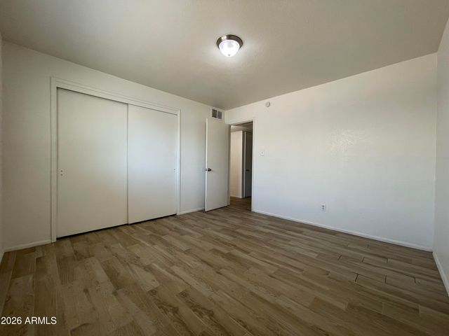 2730 E WILLETTA Street, Phoenix, AZ 85008