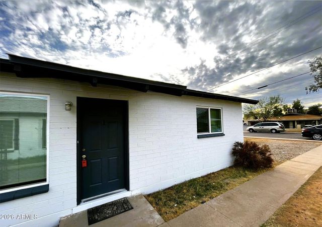 2730 E WILLETTA Street, Phoenix, AZ 85008