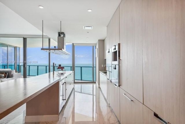 15701 Collins Ave 2902, Sunny Isles Beach, FL 33160