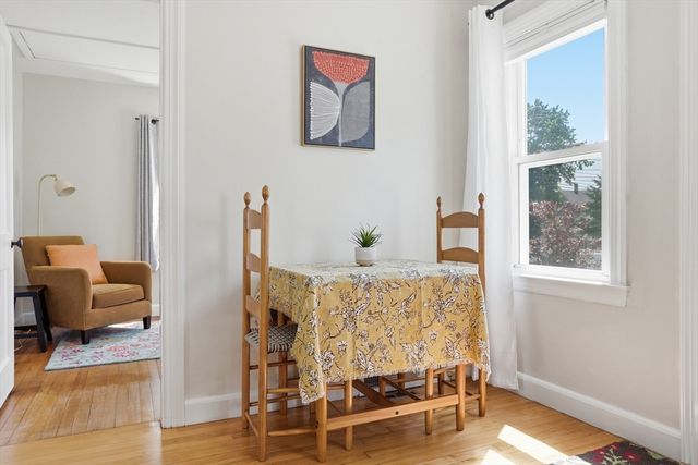 1 Juniper Ter, Dedham, MA 02026