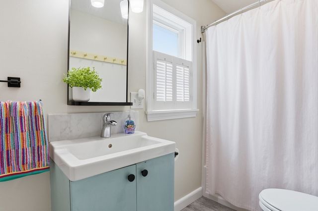1 Juniper Ter, Dedham, MA 02026