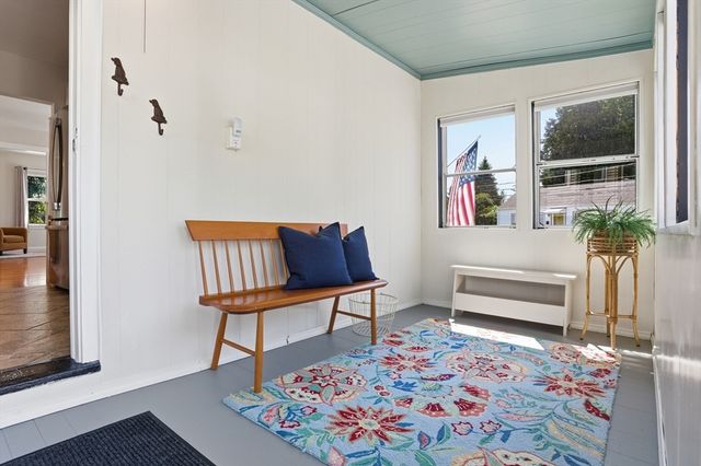 1 Juniper Ter, Dedham, MA 02026