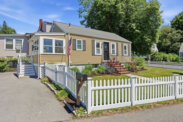 1 Juniper Ter, Dedham, MA 02026