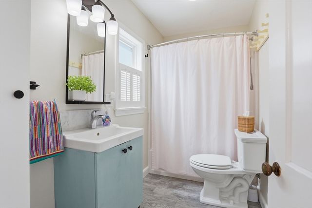 1 Juniper Ter, Dedham, MA 02026