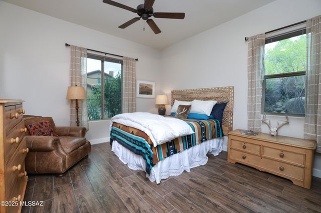 14334 N Mickelson Canyon Court, Oro Valley, AZ 85755