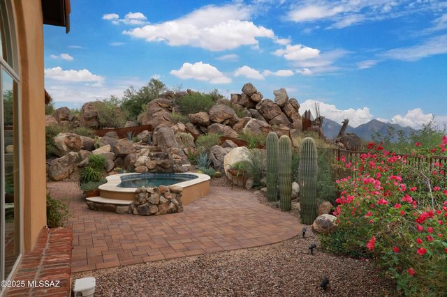 14334 N Mickelson Canyon Court, Oro Valley, AZ 85755