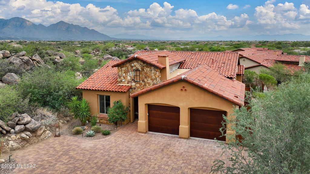 14334 N Mickelson Canyon Court, Oro Valley, AZ 85755