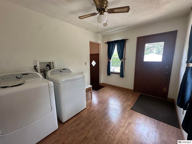 7752 Oakwood Street, Ralston, NE 68127
