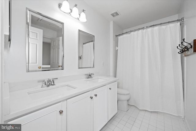3 GRAHAM CT, Middletown, DE 19709