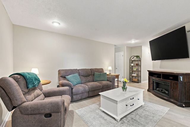 3391 Chaney Ln, Clarksville, TN 37042