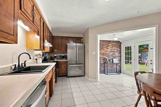 3391 Chaney Ln, Clarksville, TN 37042