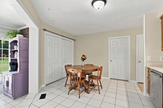 3391 Chaney Ln, Clarksville, TN 37042