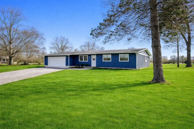 275 S State Road 2, Hebron, IN 46341