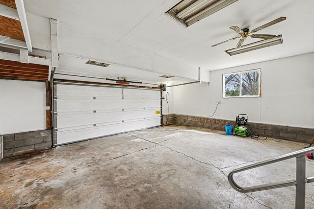 275 S State Road 2, Hebron, IN 46341