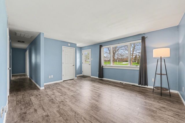 275 S State Road 2, Hebron, IN 46341