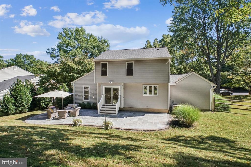 1058 PIPESTEM PL, Potomac, MD 20854