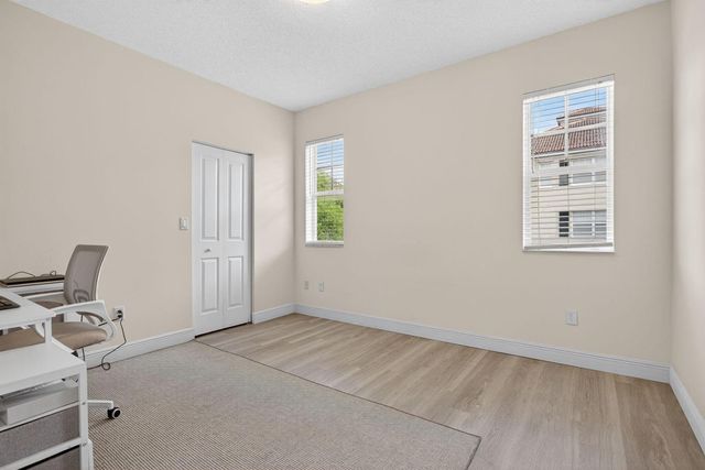 5880 W Sample Road 206, Coral Springs, FL 33067