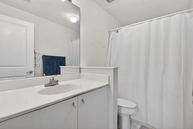 5880 W Sample Road 206, Coral Springs, FL 33067